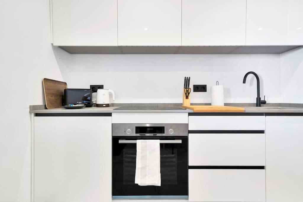 Apartemen Moderno Estudio Con Wifi En - Vistamar 16 Estudio Marbella